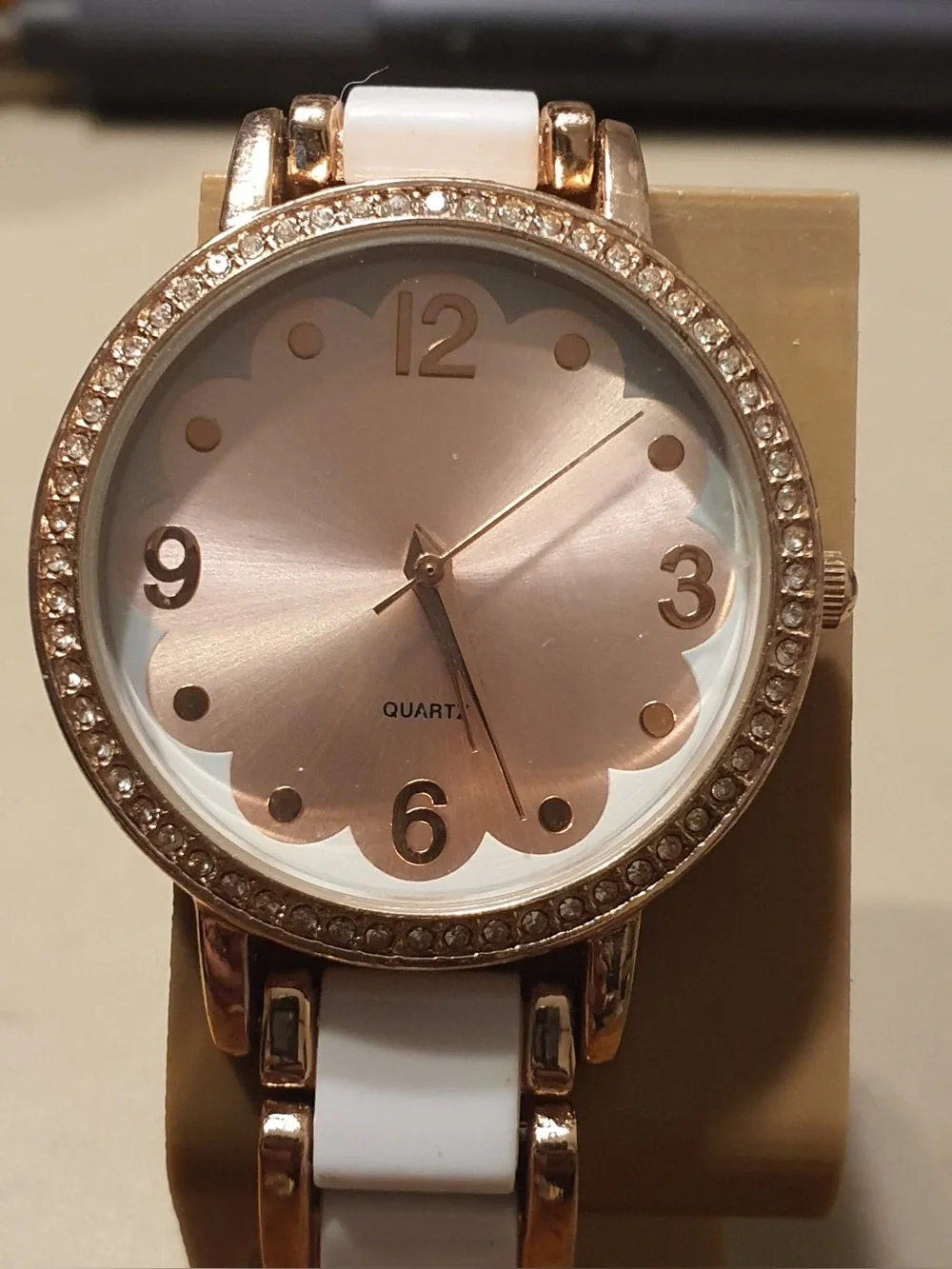 🦋10/$20🦋 Rose Gold/White Rhinestone Women's Watch